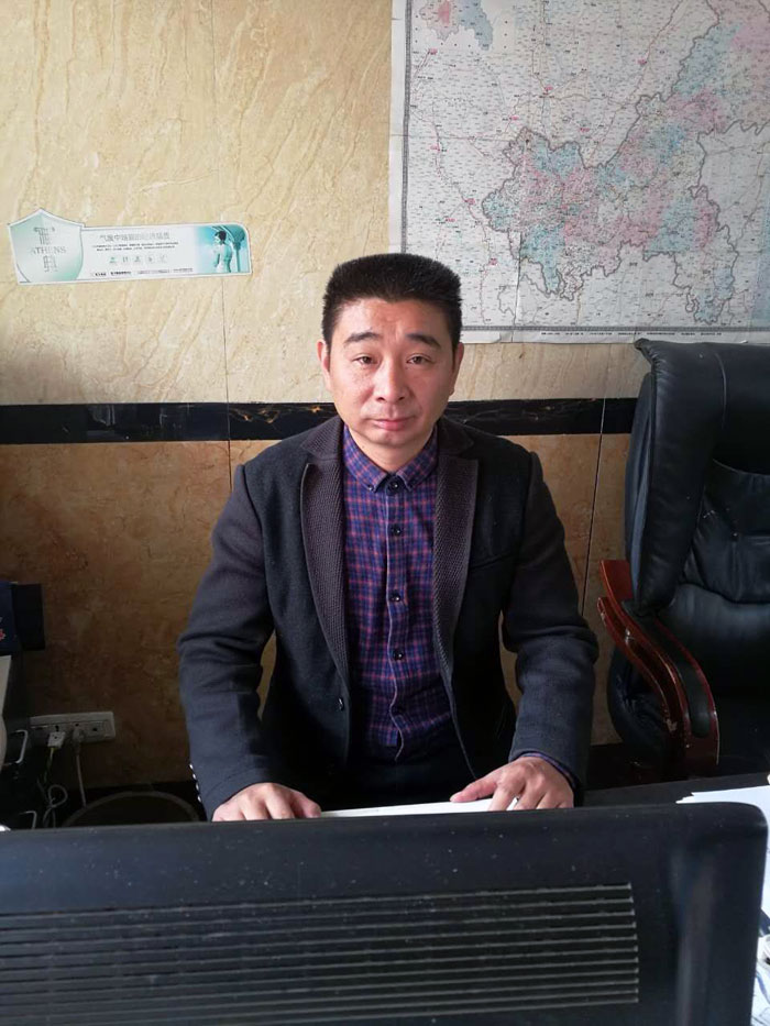东升国际官网瓷砖沉庆大足区代理商胡洪军：没有做不成的事，只有不会做事的人